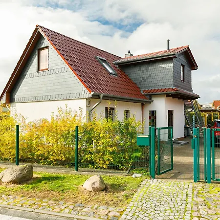 Tauchmann I By Interhome *